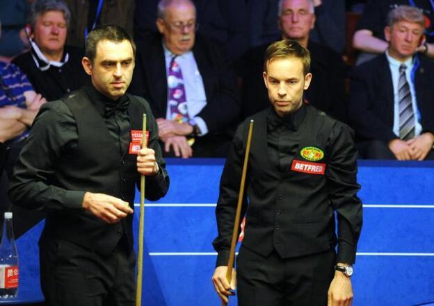 出了顽强的 出了顽强的