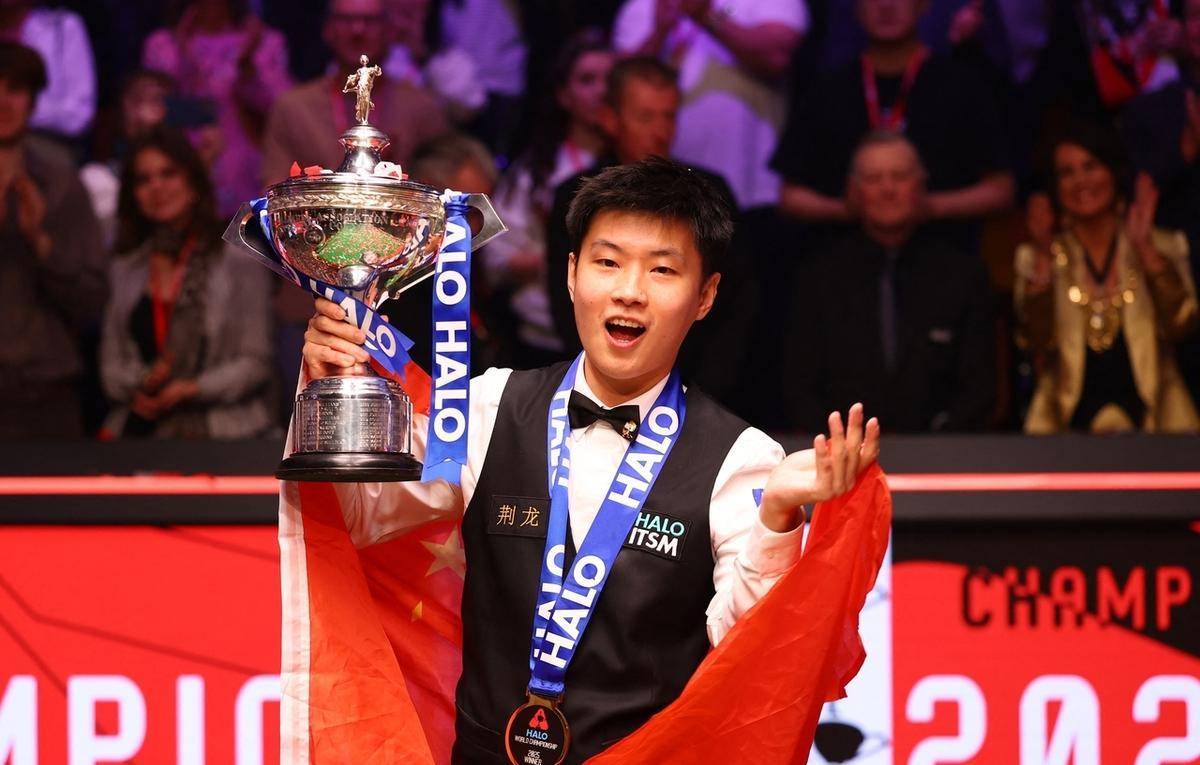 镜头运动的 镜头运动的